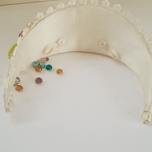 Handmade girls headpiece - Picture 5 of 5